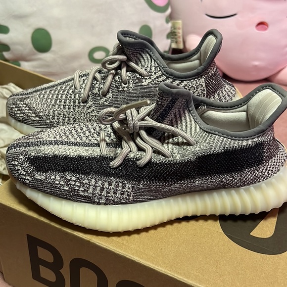Yeezy Boost 350 V2 ‘Zyon’ - Picture 7 of 7